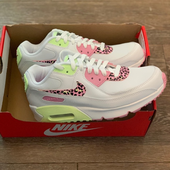 Nike Air Max 90 “ Pink barely Volt “ - Picture 5 of 8